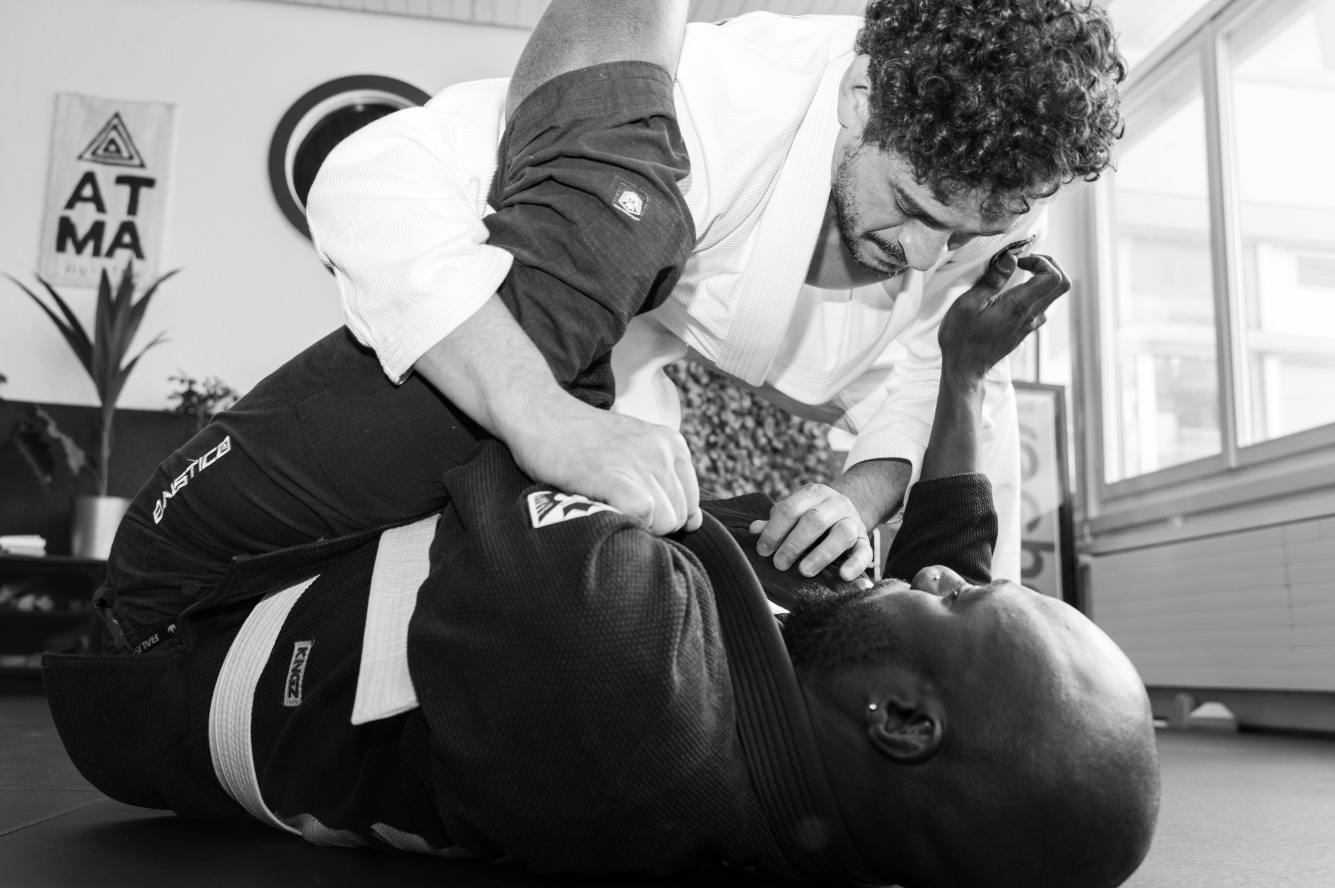Entraînement de jiu-jitsu brésilien à l'académie ATMA Lausanne