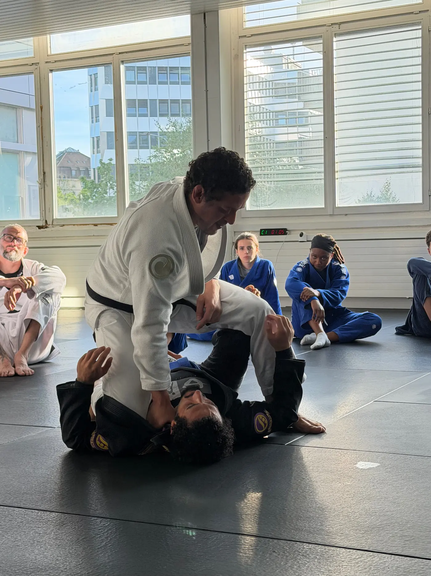 Explication d'une position au sol pendant un cours ATMA
